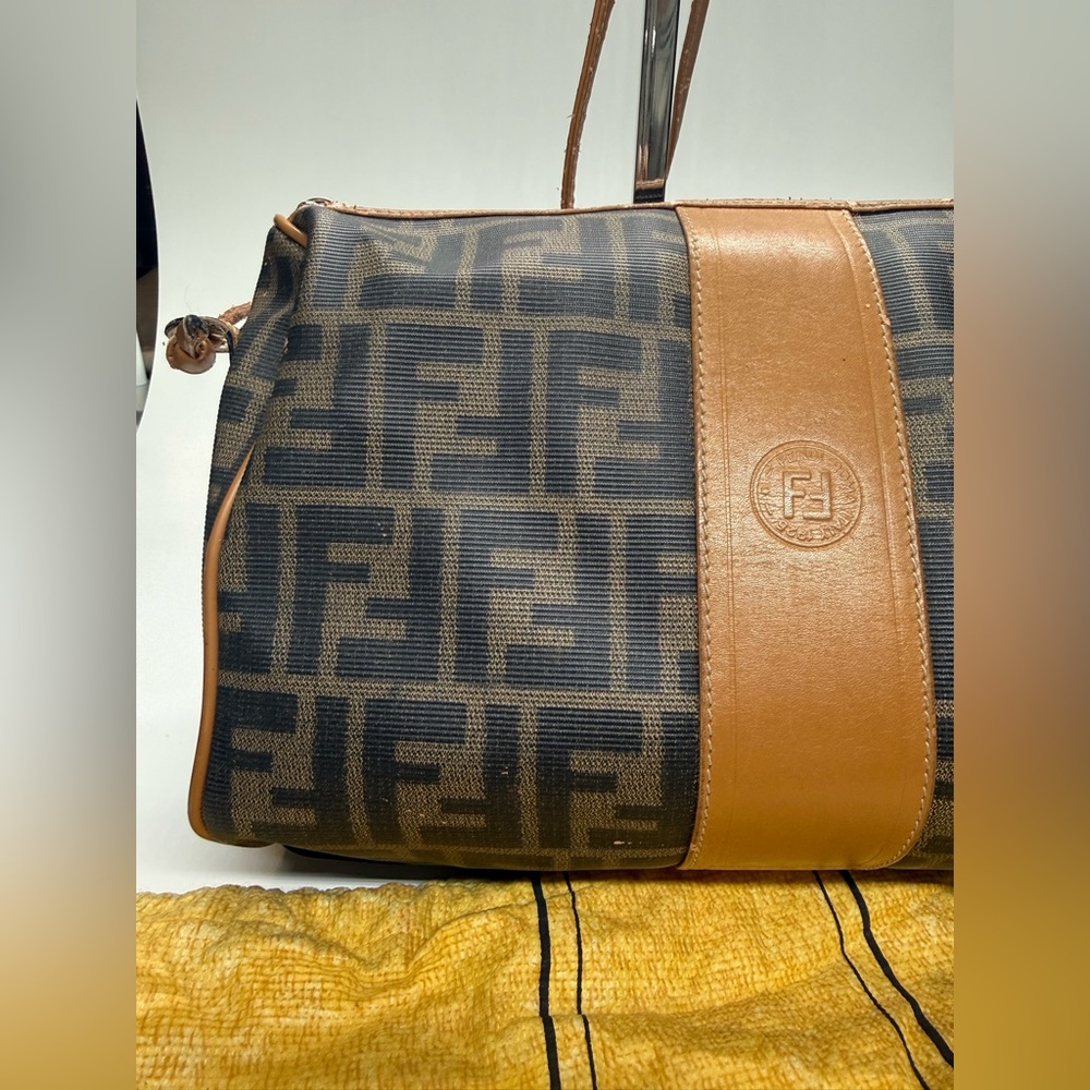 Authentic Vintage Fendi Zucca FF Crossbody Bag Brown Logo Italy READ - Picture 2 of 15